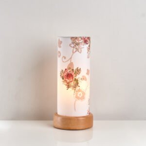 أباجورة طاولة بنقشة ورد