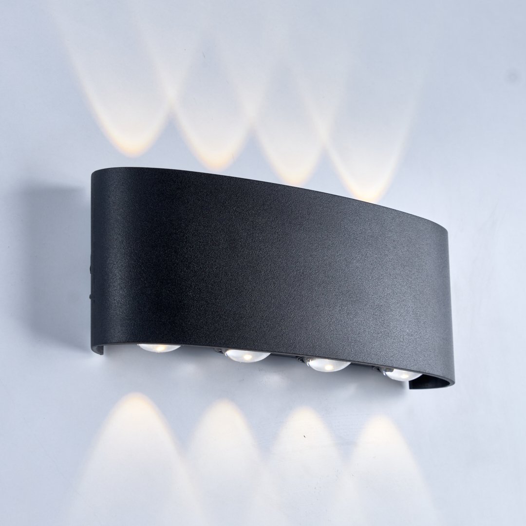 YASN2407 أبليك مودرن حائط ليد 8 لمبة باللون الأسود بخامة أكليرك