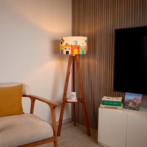 أباجورة أرضية خشب زان بتصميم ترايبود وشابوه كتان أنيق (لمبادير مودرن) |نجفة شوب