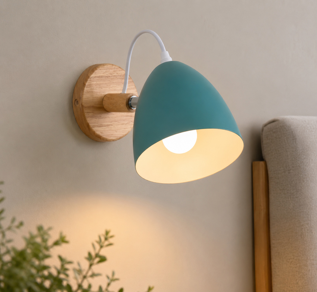 modern-blue-wood-wall-light-sconce.jpg أبليك حائط مودرن 1 لمبة | إضاءة جدارية للممرات - الصورة 1