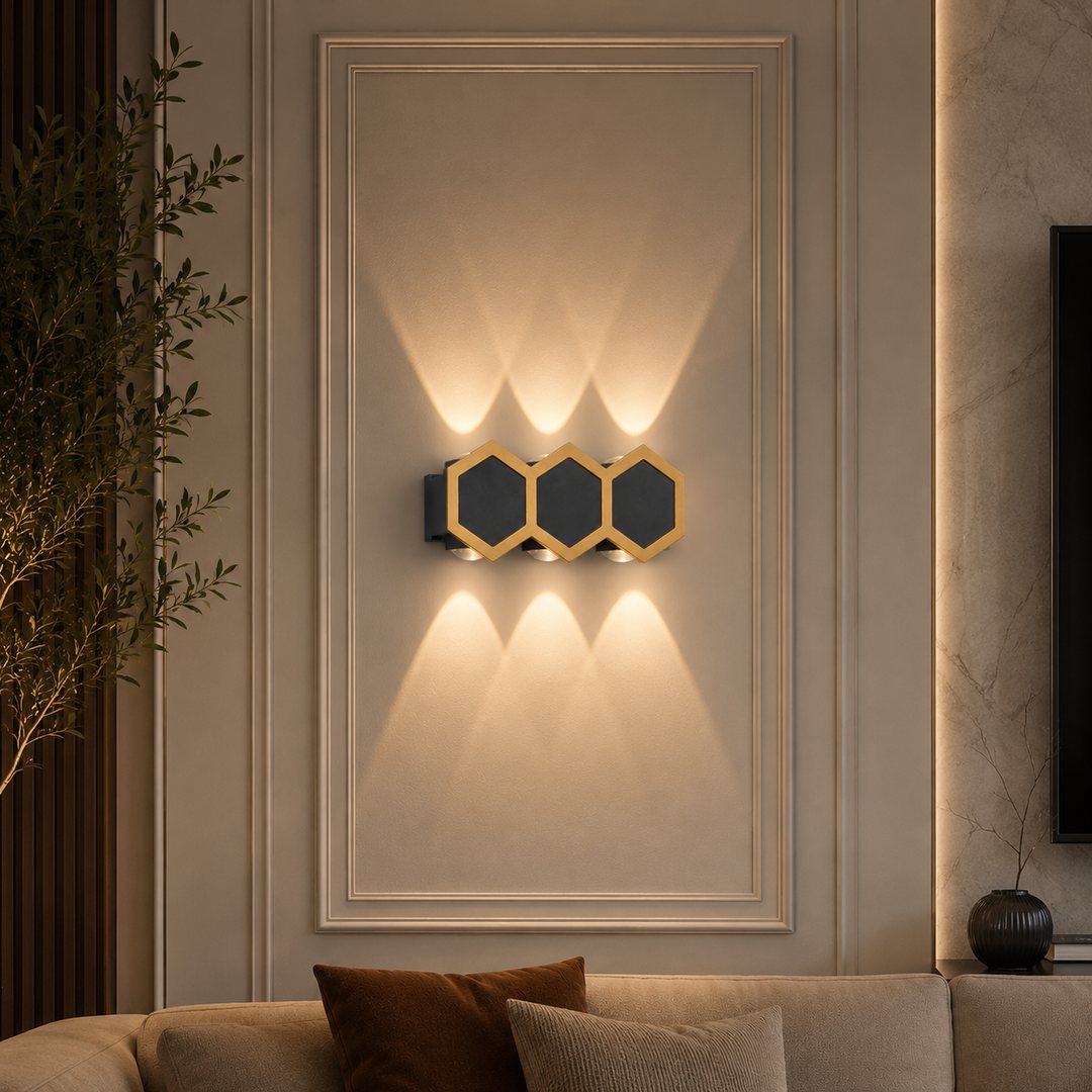 modern-hexagon-led-wall-sconce-black-gold-up-down-light.jpg أبليك ليد أسود - الصورة 1