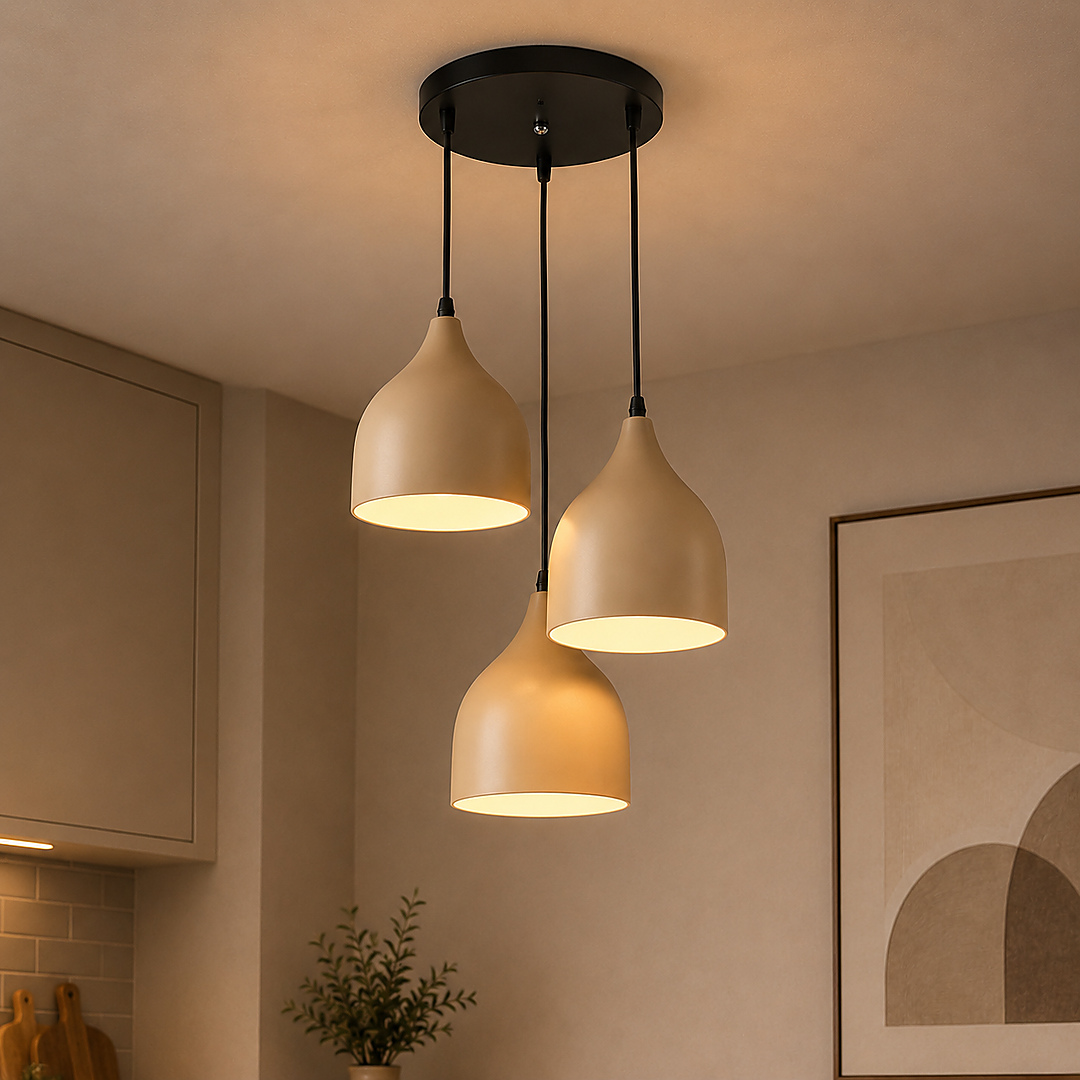pendant_1080x1080_web دلاية سقف ثلاثية مودرن كريمي سوفت | إضاءة معلقة للمطبخ والسفرة - الصورة 1